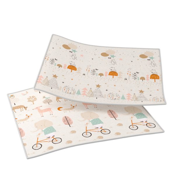 Nesklopivi D&B tepih od pene sa dva lica Magična šuma + Zimske čarolije 150x180x1 cm