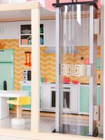 Drvena kućica za lutke sa liftom - ECOTOYS Candy Residence - Слика 5