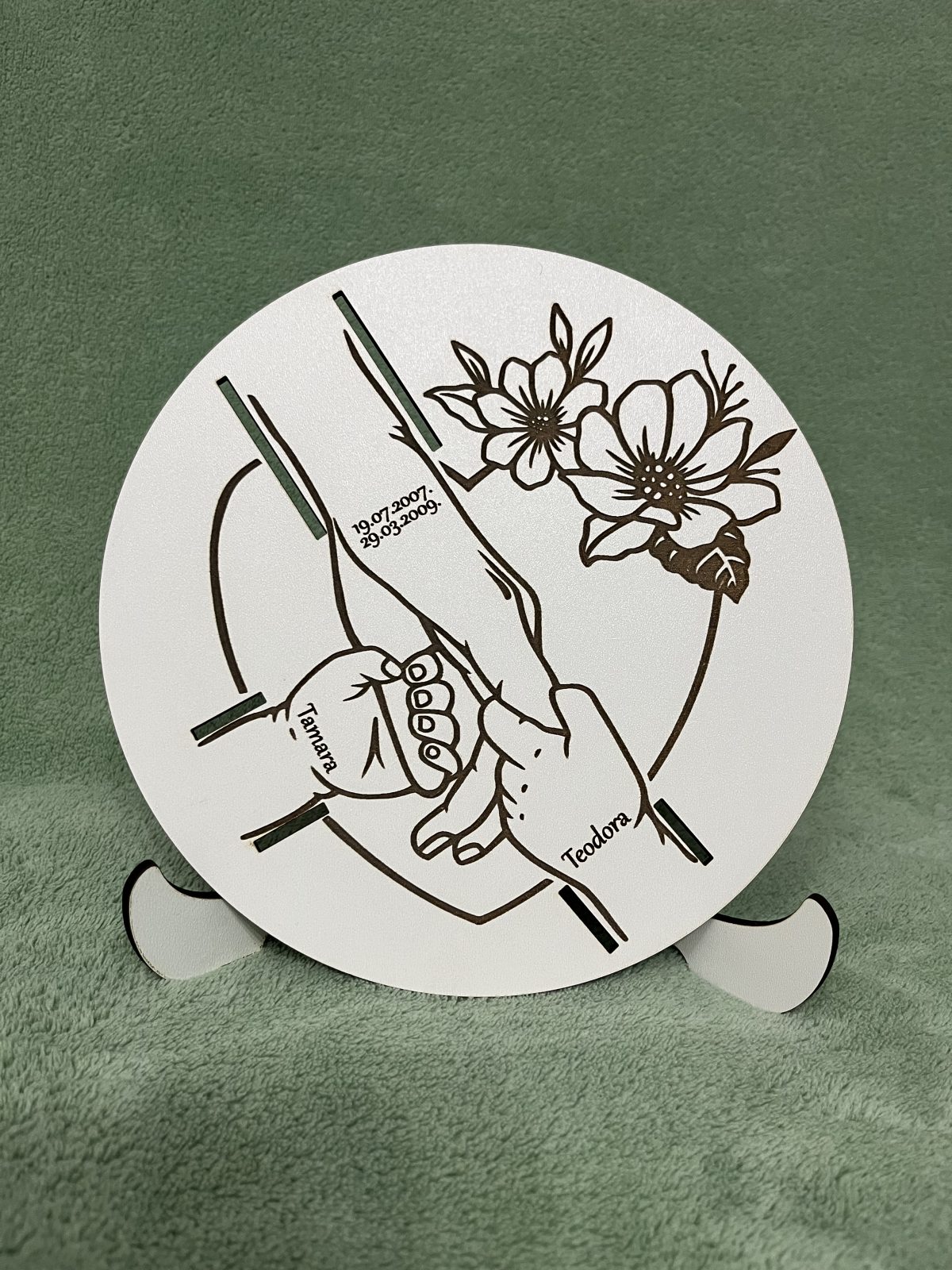 Stalak za narukvice iz porodilišta sa persnolazacijom 4 - Слика 1