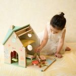 Drvena kućica Cvetna koliba Classic World - Слика 3