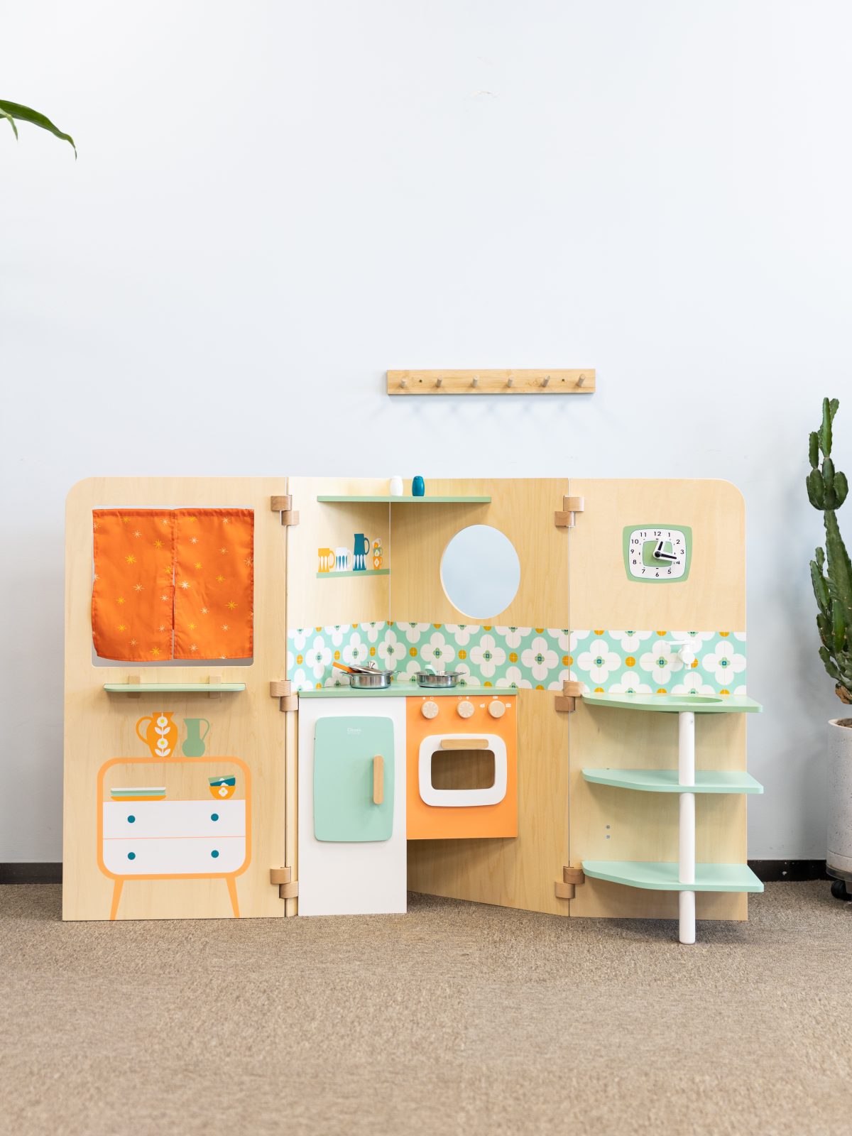 50593-INS-1 Drveni set za igru Moj mali dom Classic World - Слика 1