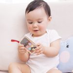 Drvena igračka Moj prvi telefon Classic World - Слика 4