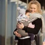 MoMi Kengur nosiljka Collete Grey Flowers - Слика 4