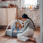 MoMi podloga za igru sa gimnastikom i lopticama Pastel - Слика 9