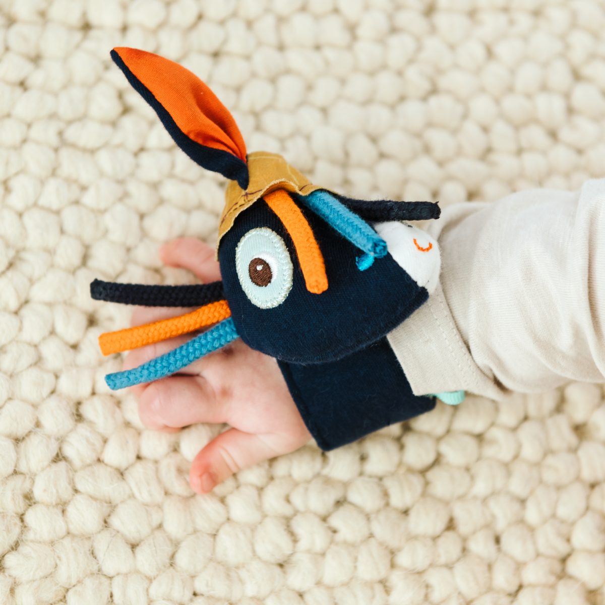 IGNAS ZVEČKA NARUKVICA - Слика 2