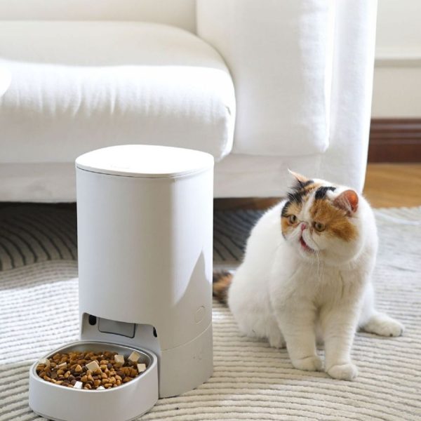 HRANILICA ZA LJUBIMCE BASIC BELA