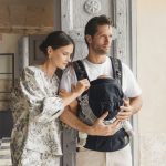 Kinderkraft nosiljka HUGGY BIZUU lunar black - Слика 7