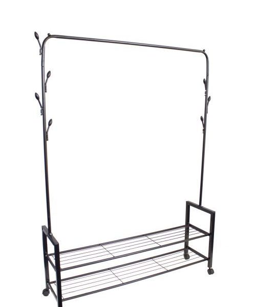 Stalak za odeću sa dve police za obuću i točkićima