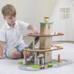 Viga Drvena garaža sa benzinskom pumpom - Слика 6