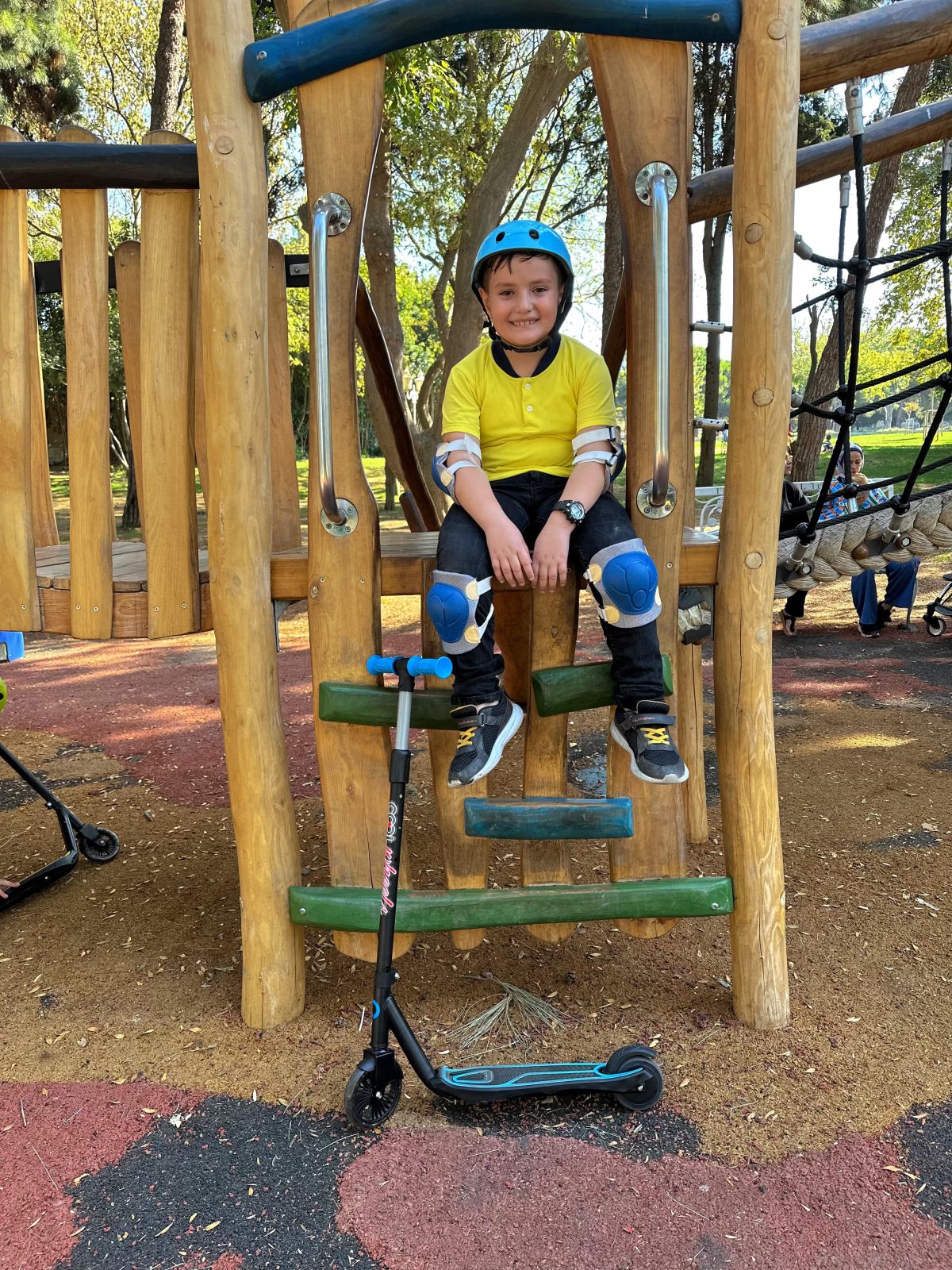 Trotinet za decu FR59243 sa 2 svetleća točka do 50kg plavi Cool Wheels - Слика 11