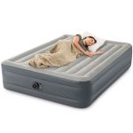 Veliki dušek na naduvavanje sa ugrađenom pumpom za dvoje INTEX - Слика 5