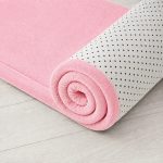 Dečiji tepih sa memorijskom penom KINDER HOME LOLA, 150x200 cm, debljina 3,5 cm, baršunasto mekan vodootporni gornji sloj, memori pena, podloga protiv klizanja, roze - Слика 7