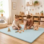Dečiji tepih sa memorijskim efektom KINDER HOME LOLA, 150x200 cm, debljina 3,5 cm, baršunasto mekan vodootporni gornji sloj, memori pena, protivklizna podloga, plava - Слика 6