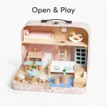 KINDER HOME Dečija drvena kućica sa koferom - Слика 6