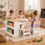 KINDER HOME 3 u 1 dečiji drveni sto sa 2 stolice, tablom za crtanje, organizatorom i rolnom papira - Слика 15