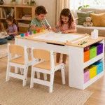 KINDER HOME 3 u 1 dečiji drveni sto sa 2 stolice, tablom za crtanje, organizatorom i rolnom papira - Слика 4